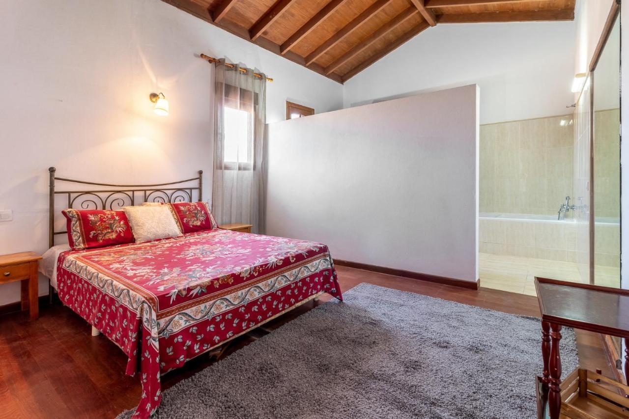 Chozo Del Viejo - Peaceful Country In La Antigua Valle de Santa Ines